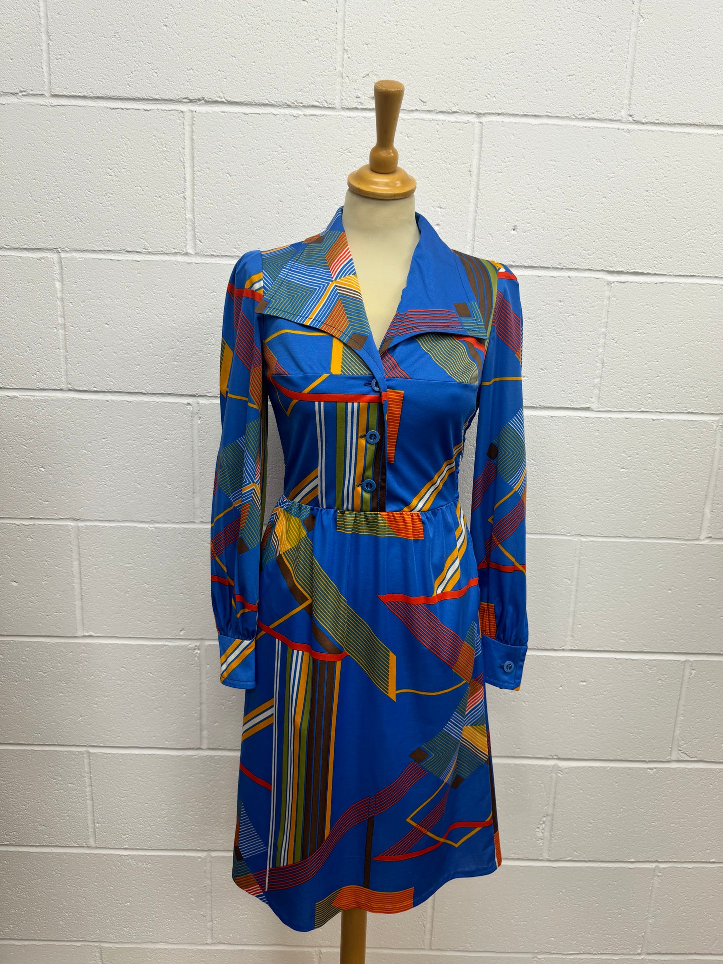 70s Daggar Collar Dress